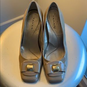 Tahari nude heels